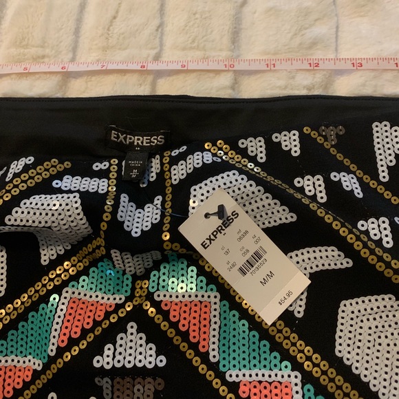 NWT Express Skirt - Picture 4 of 4